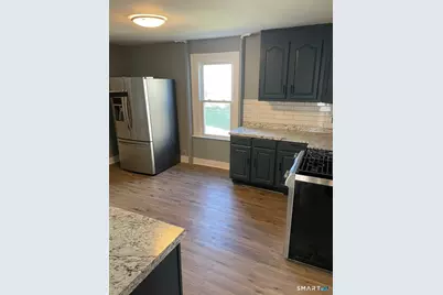 172 Hanover Street, Bridgeport, CT 06604 - Photo 3