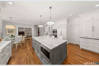 73 Foggwood Circle, Fairfield, CT 06824 - Photo 15
