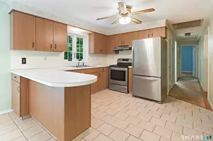 19 Crestwood Dr, Wolcott, CT 06716 - Photo 11