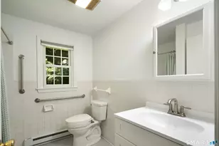 19 Crestwood Dr, Wolcott, CT 06716 - Photo 19