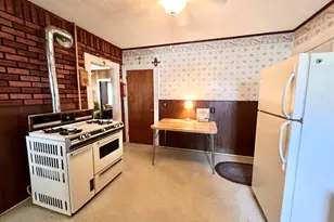 20 Prospect Pl, Torrington, CT 06790 - Photo 5