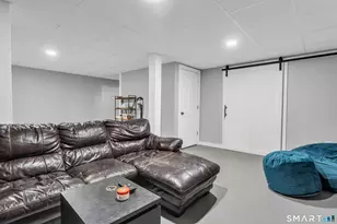 95 Crest Dr, Groton, CT 06355 - Photo 39