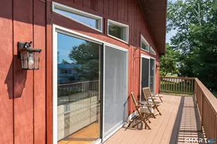 95 Crest Dr, Groton, CT 06355 - Photo 19
