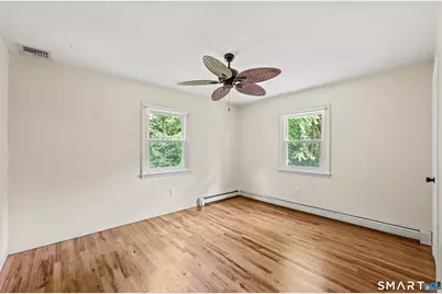 8 Fleetwood Drive, New Fairfield, CT 06812 - Photo 23