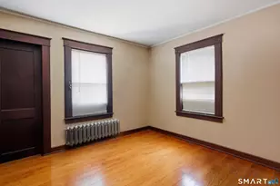 355 Hope St, Stamford, CT 06906 - Photo 9
