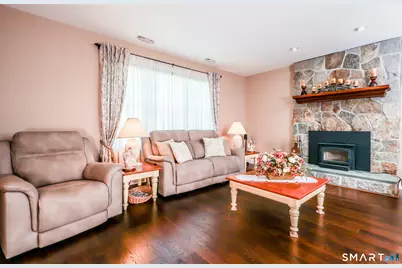 38 Greenridge Drive, Brookfield, CT 06804 - Photo 7