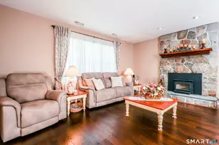 38 Greenridge Dr, Brookfield, CT 06804 - Photo 7