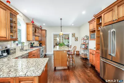 38 Greenridge Drive, Brookfield, CT 06804 - Photo 9
