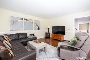 18 South St, Woodbury, CT 06798 - Photo 7