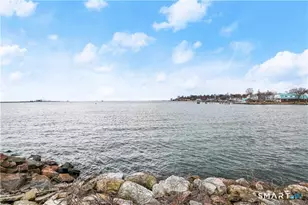 25 Ellsworth St, Bridgeport, CT 06605 - Photo 27