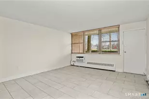 25 Ellsworth St, Bridgeport, CT 06605 - Photo 5