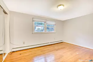 1040 Mountain Rd, Bloomfield, CT 06002 - Photo 19