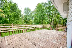 1040 Mountain Rd, Bloomfield, CT 06002 - Photo 25