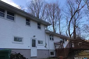 1040 Mountain Rd, Bloomfield, CT 06002 - Photo 5