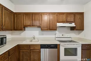 25 Padanaram Rd, Danbury, CT 06811 - Photo 11