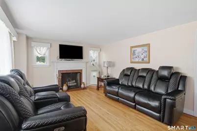 251 Buell Street, New Britain, CT 06051 - Photo 13