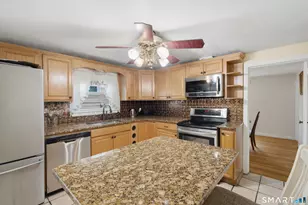 251 Buell St, New Britain, CT 06051 - Photo 7