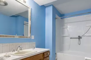 147 Locust St, Waterbury, CT 06704 - Photo 3
