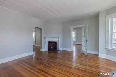 25 Westfield Avenue, Bridgeport, CT 06606 - Photo 7