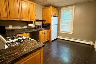 39 Loveland St, Middletown, CT 06457 - Photo 3