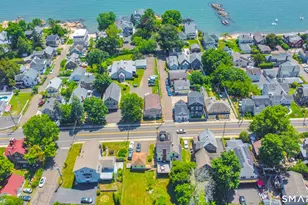 158 Shore Dr, Branford, CT 06405 - Photo 37