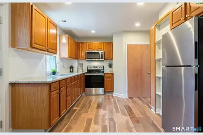 44 Maplewood Street, Waterbury, CT 06708 - Photo 5
