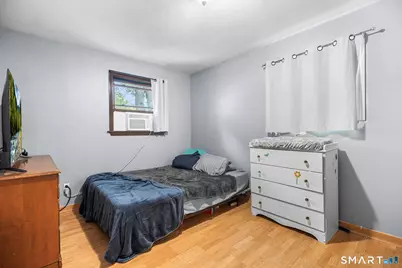 20 Pine Street, Waterford, CT 06385 - Photo 17