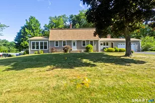 148 Clover Hill Dr, Agawam, MA 01030 - Photo 3