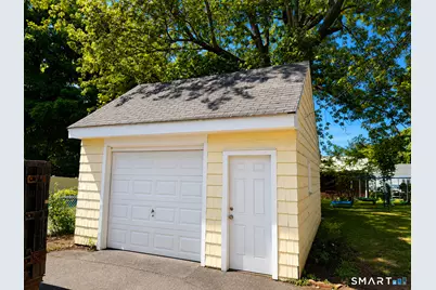 9 Stephen Street, Manchester, CT 06040 - Photo 3