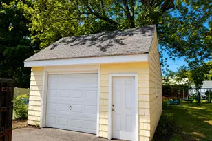 9 Stephen St, Manchester, CT 06040 - Photo 3