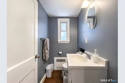 9 Stephen Street, Manchester, CT 06040 - Photo 15