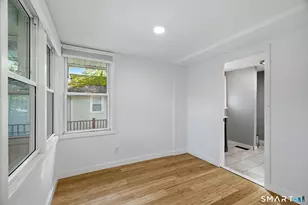 33 Circle Dr, Stratford, CT 06614 - Photo 13