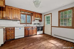 2 Green Valley Dr, Simsbury, CT 06070 - Photo 11