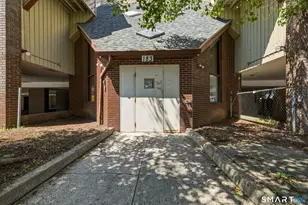 183 Livingston Pl, Bridgeport, CT 06610 - Photo 21