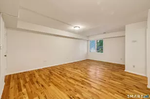 183 Livingston Pl, Bridgeport, CT 06610 - Photo 3