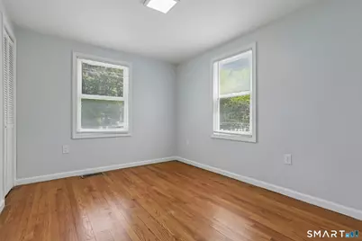 34 Lincoln Street, North Haven, CT 06473 - Photo 17