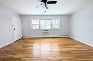 15 Cherry Hill Dr, Bridgeport, CT 06606 - Photo 17