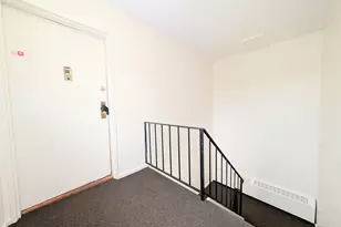 15 Cherry Hill Dr, Bridgeport, CT 06606 - Photo 13