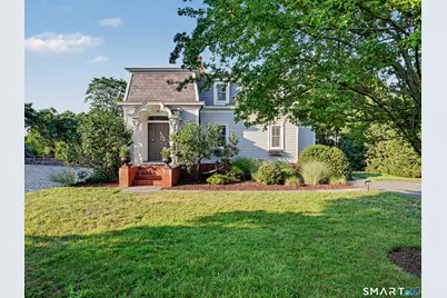 38 West Morgan Avenue, Fairfield, CT 06824 - Photo 1