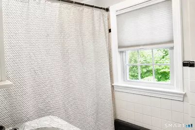 87 Van Buren Avenue, West Hartford, CT 06107 - Photo 17