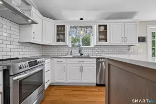 103 Village St, North Branford, CT 06472 - Photo 11