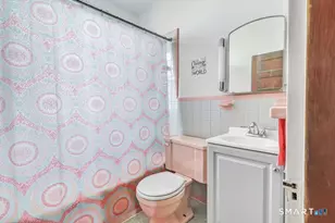 295 Washington Pkwy, Stratford, CT 06615 - Photo 23