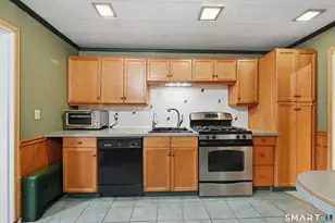 220 Marina Dr, Stratford, CT 06614 - Photo 13
