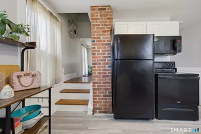 154 Cooper Hill Street #154, Manchester, CT 06040 - Photo 21