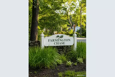 5 Farmington Chase Crescent, Farmington, CT 06032 - Photo 1