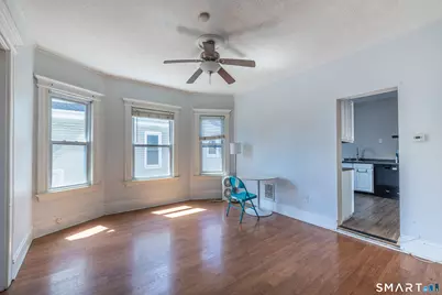 639 Laurel Avenue, Bridgeport, CT 06605 - Photo 15