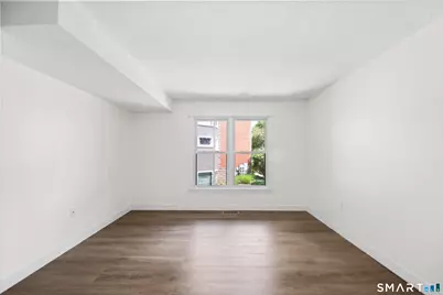 136 Maple Avenue #B, Hartford, CT 06114 - Photo 7