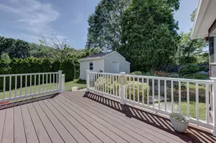 107 Johl Dr, Groton, CT 06340 - Photo 5