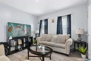 32-34 Park Terrace, Bridgeport, CT 06604 - Photo 3