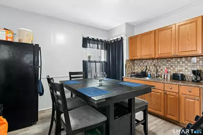 32-34 Park Terrace, Bridgeport, CT 06604 - Photo 5